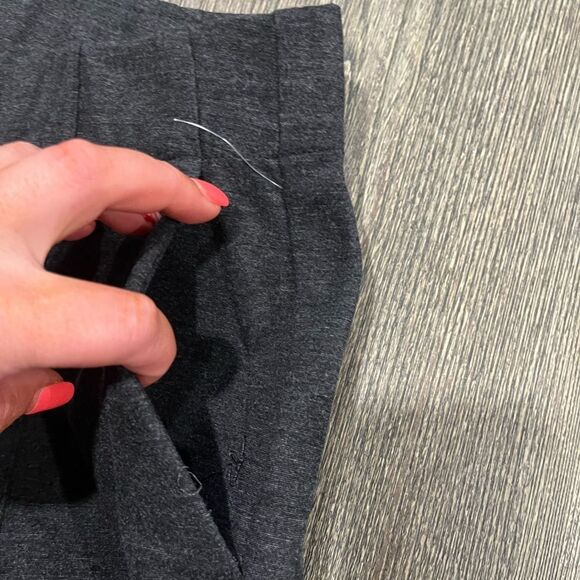 NWOT J. Jill Pintucked Ponte Slim-Leg Pants Mid Rise Pull-On Stretch Gray Size S - Picture 5 of 11